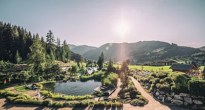 Übergossene Alm - Badesee Sommer Sonnenuntergang