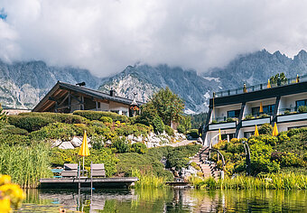 Übergossene Alm - Almsee und Resort Sommer
